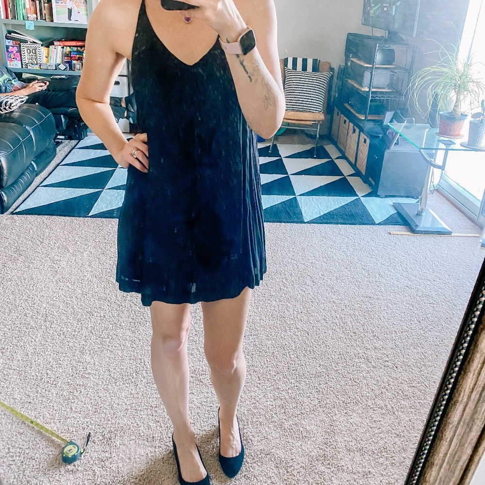 SILENCE + NOISE - black shift dress
